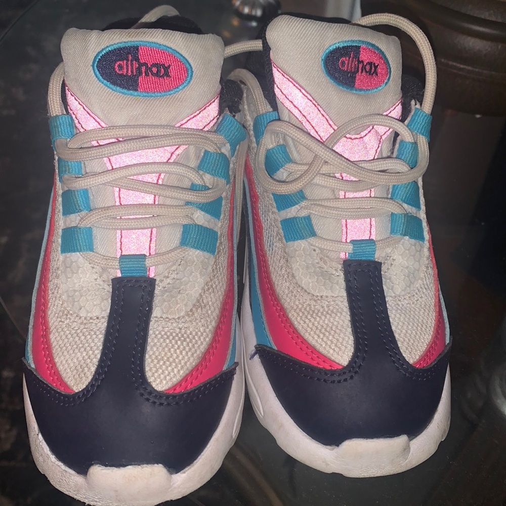 Girls Nike